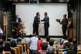 حجت‌الله ایوبی و شفیع آقا محمدیان در مراسم تودیع و معارفه مدیرعامل مرکز گسترش سینمای مستند و تجربی